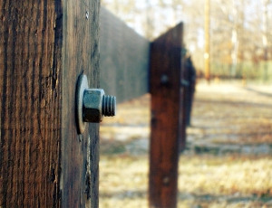 bolt on wood standing log thumbnail